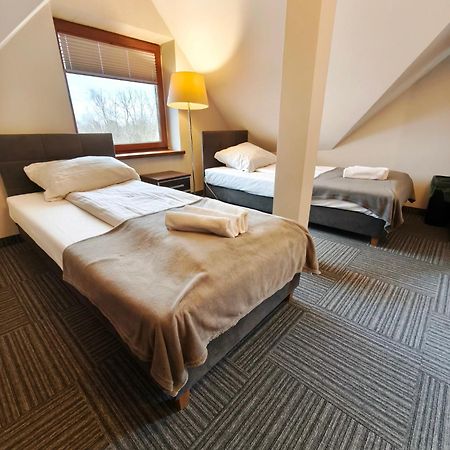 Route One - Restauracja & Pokoje Hotelowe Zgierz Eksteriør bilde